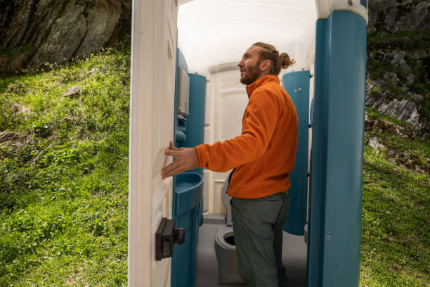 Best Portable toilet rental cost  in Leavittsburg, OH